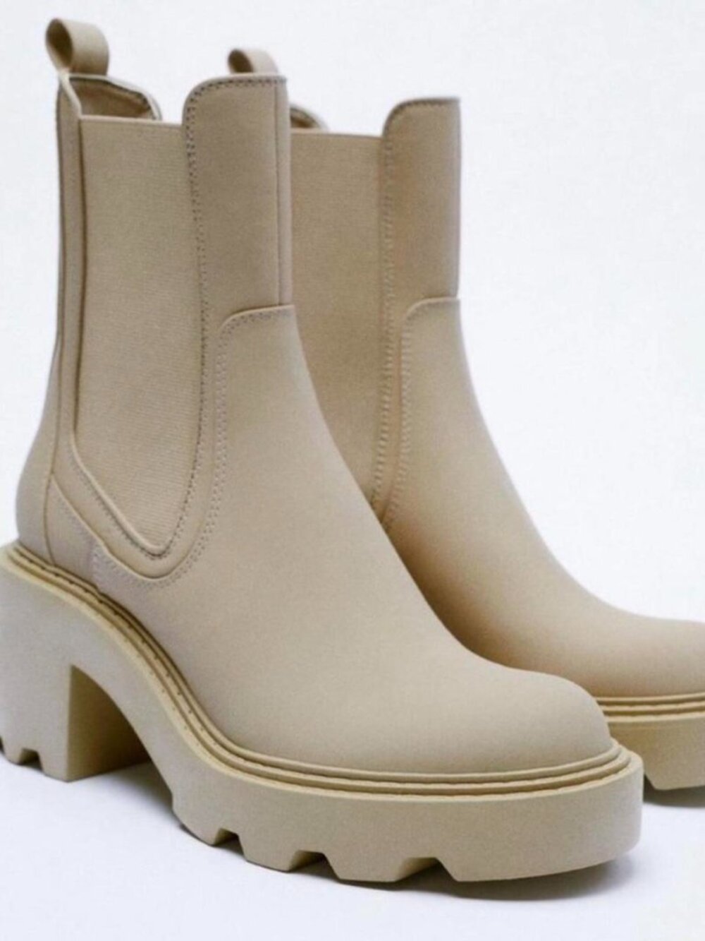 Zara Cream Platform Chelsea Boots Lug Sole Block Heel - size 6.5